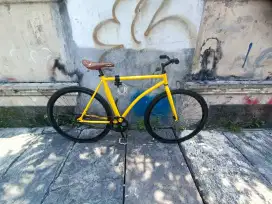 Sepeda FIXIE Odessy classic