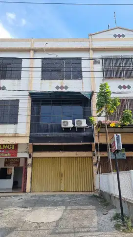 Dijual cepat ruko di tengah kota
