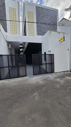 DAVAM KOST EXCLUSIVE