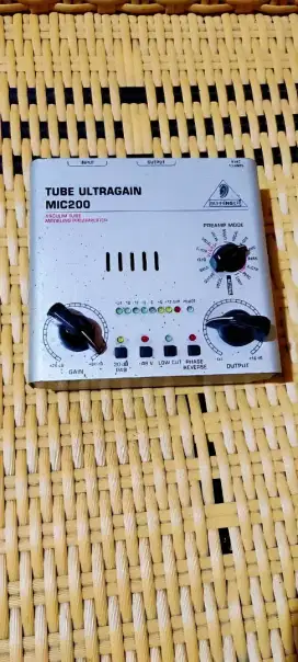 Tube ultragain mic200