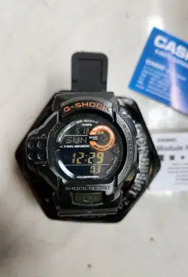 Jam G-shock gshock GDF-100 langka, kondisi bagus