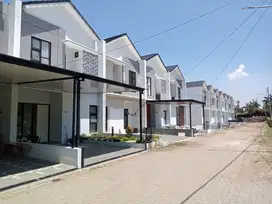 Rumah nyaman 2 lantai Ngamprah  dekat ke Padalarang kota baru