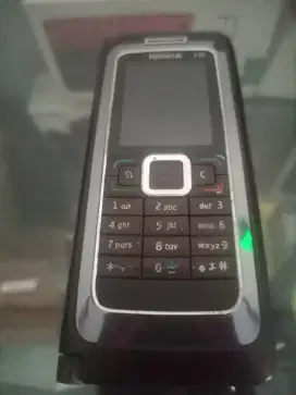 Nokia E90 mocca
