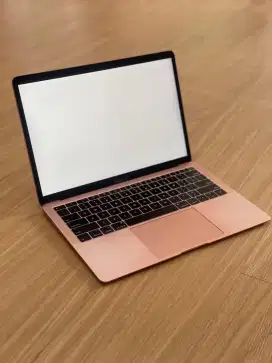 MacBook Air Retina 2018 13 inch , Rose Gold Ram 8/128 GB Grade B