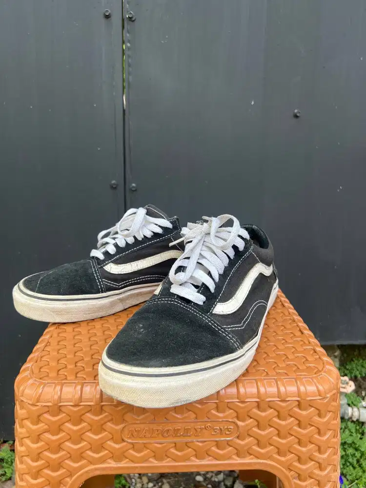 SEPATU VANS OLD SKOOL ORIGINAL PRELOVED BEKAS SECOND