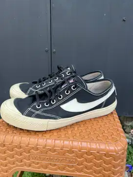 SEPATU COMPASS GAZELLE LOW ORIGINAL PRELOVED BEKAS SECOND
