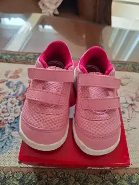 Dijual sepatu anak merk puma original