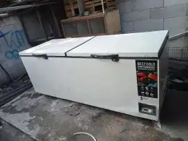 freezer bok merek Gea kapasitas 1200 L