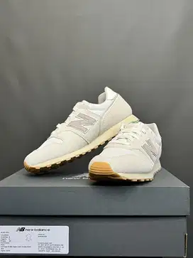 NEW BALANCE 373 BEIGE/IVORY (BNIB)