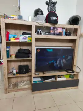 Lemari Informa seken