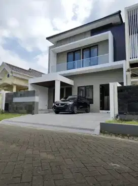 Rumah Baru Modern Minimalis di Perumahan Elite Araya Golf