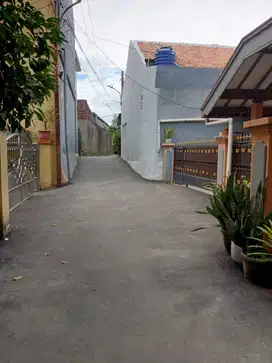 Jual kontrakan 4 pintu lokasi pinggir Setu Mangga Bolong