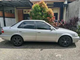 Toyota Corolla 2000 Bensin
