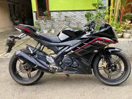 Yamaha R15 V2 2015
