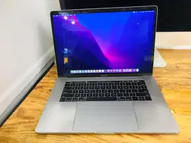 Macbook pro 15inch 2016