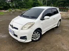 Toyota Yaris 1.5 TRD Sportivo Bensin-MT 2012 Putih LES