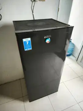 Kulkas Aqua 1 pintu Seken Masih Bagus