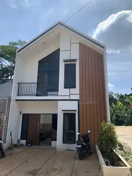 Dijual Hunian Nyaman Dengan View Danau Asri