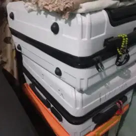Koper besar bekas umroh