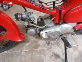 Jual Honda c70 merah