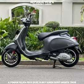 Piaggio Vespa Sprint 150 IGET ABS LED Th 2019 Warna Abu Doff