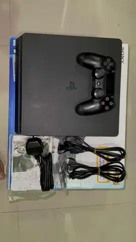 PlayStation 4 Slim 1tb PS 4 slim