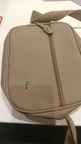 SLING BAG LACOST* NO MINUS.
