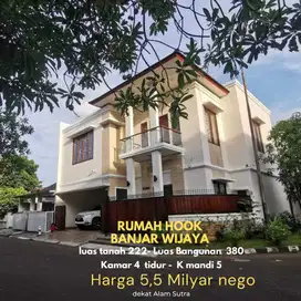 DIJUAL CEPAT RUMAH MEWAH 3 LANTAI FULL FURNISH DI BANJAR WIJAYA