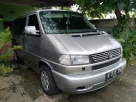 VW Caravelle  tahun 2000 matic