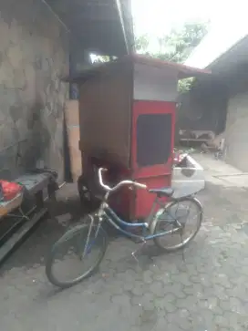 Gerobak besi siap pakai