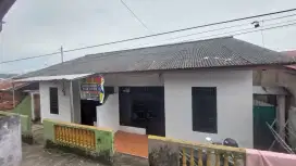 Dijual Sekaligus 2 Rumah (Gandeng)