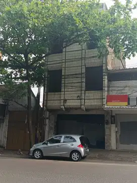Dijual Ruko 3 Lantai Strategis Di Kebonjati