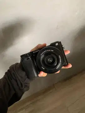 KAMERA SONY A6000 + KIT HITAM