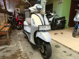 YAMAHA GRAND FILANO LUX 2024 BLN 12 WHITE PEARL HRGPAS DI CILEDUG 2023
