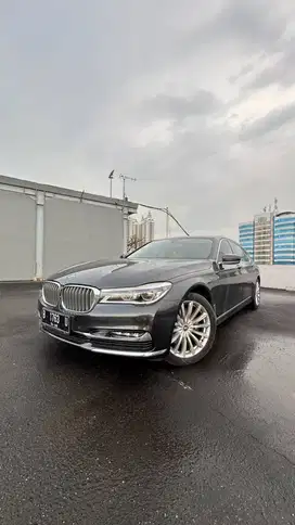 BMW 740Li Pure Excellence CBU atpm (Top of The Line)