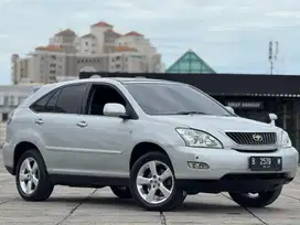 Toyota harrier L prem 2010