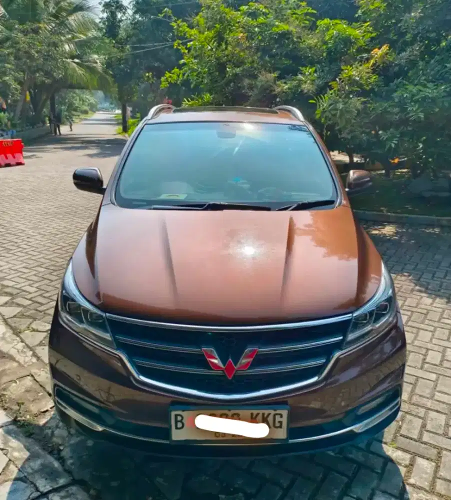 Wuling Cortez 1.8 Lux i-amt