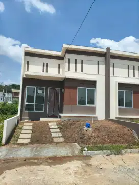 Rumah Cluster Kalamenta 36/72