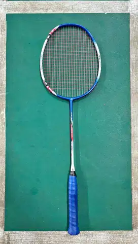 Raket Yonex Astrox 3 DG HF 4U