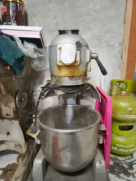 Mixer B20-F Untuk Roti, Kue, dan Adonan
