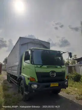 Hino FL235JW wingbox 2019 ada 3unit