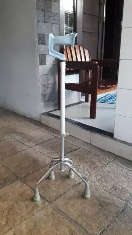 jual tongkat kaki 4