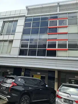 Disewakan Ruko CBD Jababeka Full bangunan setiap lantai ada toilet