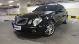 DP Rendah  7JT Mercedes-Benz E230 2.5 Bensin-AT 2009 Hitam