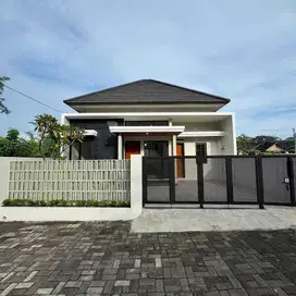 Rumah tropis di jl ppg kesenian dekat uii jakal km13