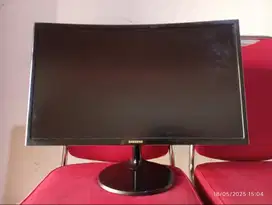 Layar Monitor Samsung Curve LED 24 In