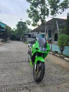 Di jual motor kesayangan ninja rr old 2008