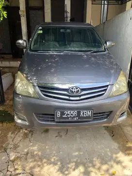 Dijual Kijang Innova G Bensin Manual 2010