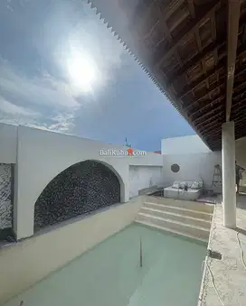 LSH-014.TW Mediterranean Villa For Rent 30 Years in Sedap Malam Sanur