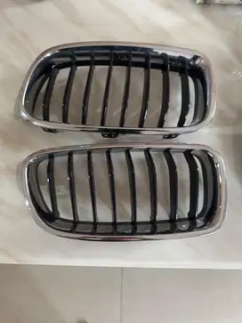 Grill bmw F30 tahun 2014 baru